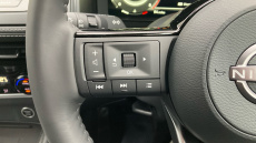 Nissan Qashqai 1.3 DiG-T MH N-Connecta [Glass Roof] 5dr Petrol Hatchback